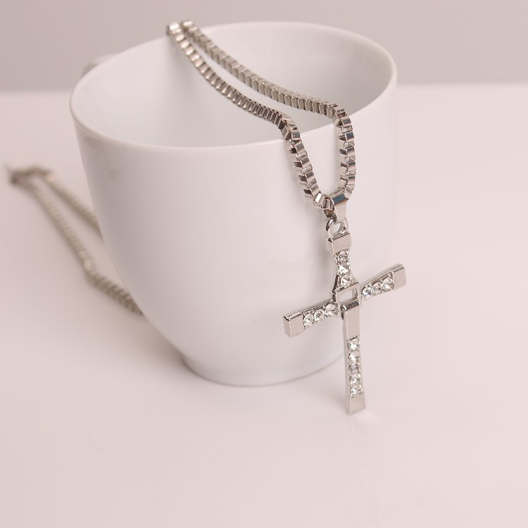 Dominic Toretto's Cross Pendant Necklace - Eternelle.shop