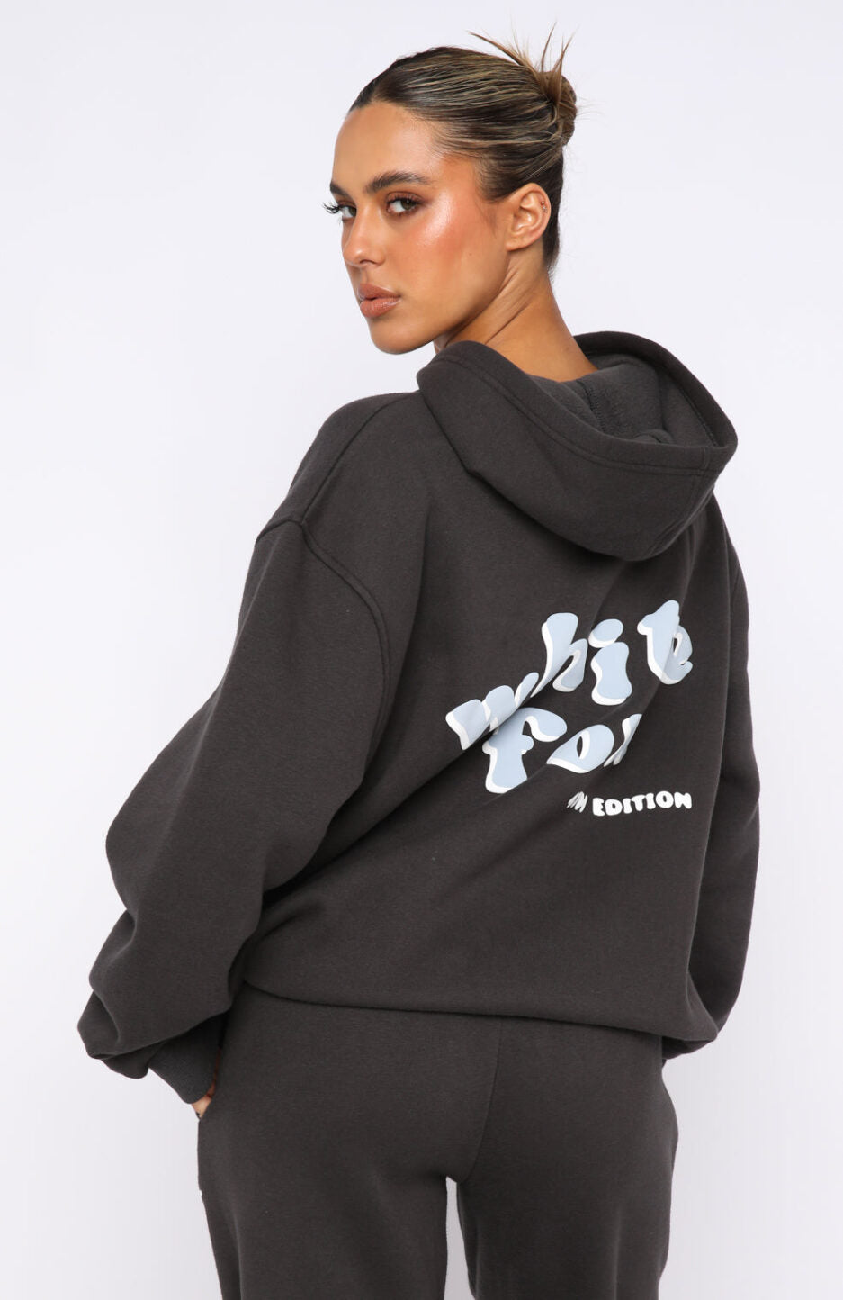 White-fox 4th Edition Oversized Hoodie - Eternelle.shop