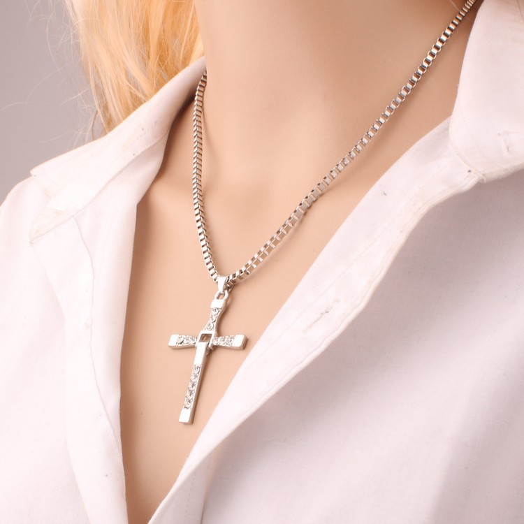 Dominic Toretto's Cross Pendant Necklace - Eternelle.shop