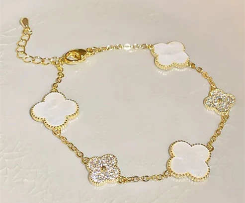 Four Leaf Clover Bracelet - Eternelle.shop