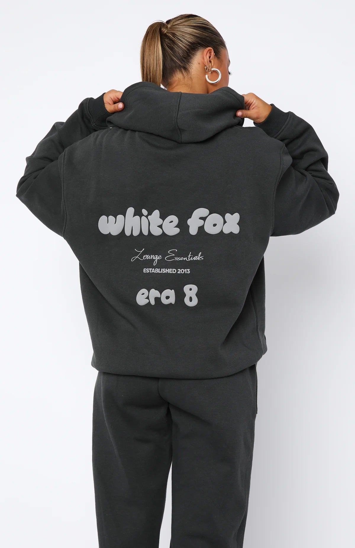 White fox  Era 8 Oversized Hoodie - Eternelle.shop