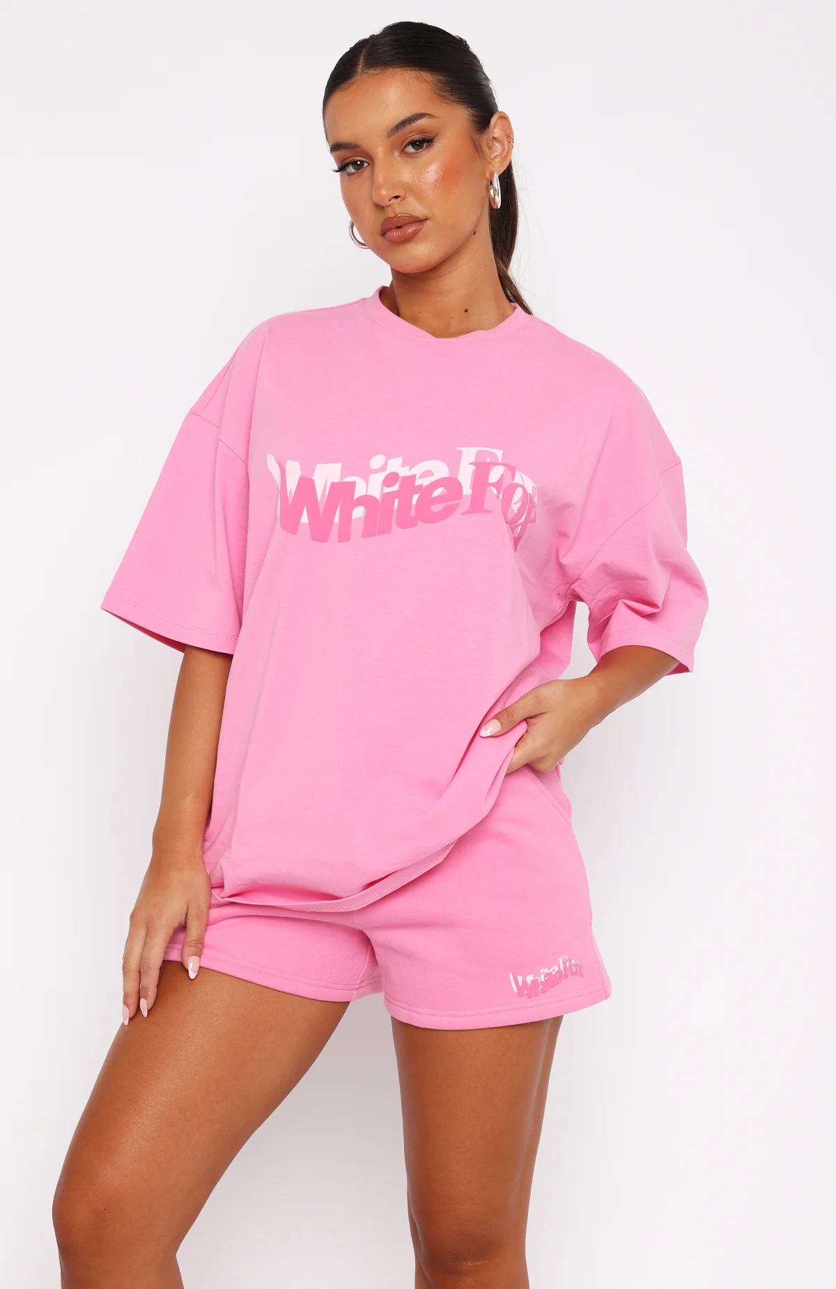 White Fox So Wavy Oversized Tee（with short） - Eternelle.shop