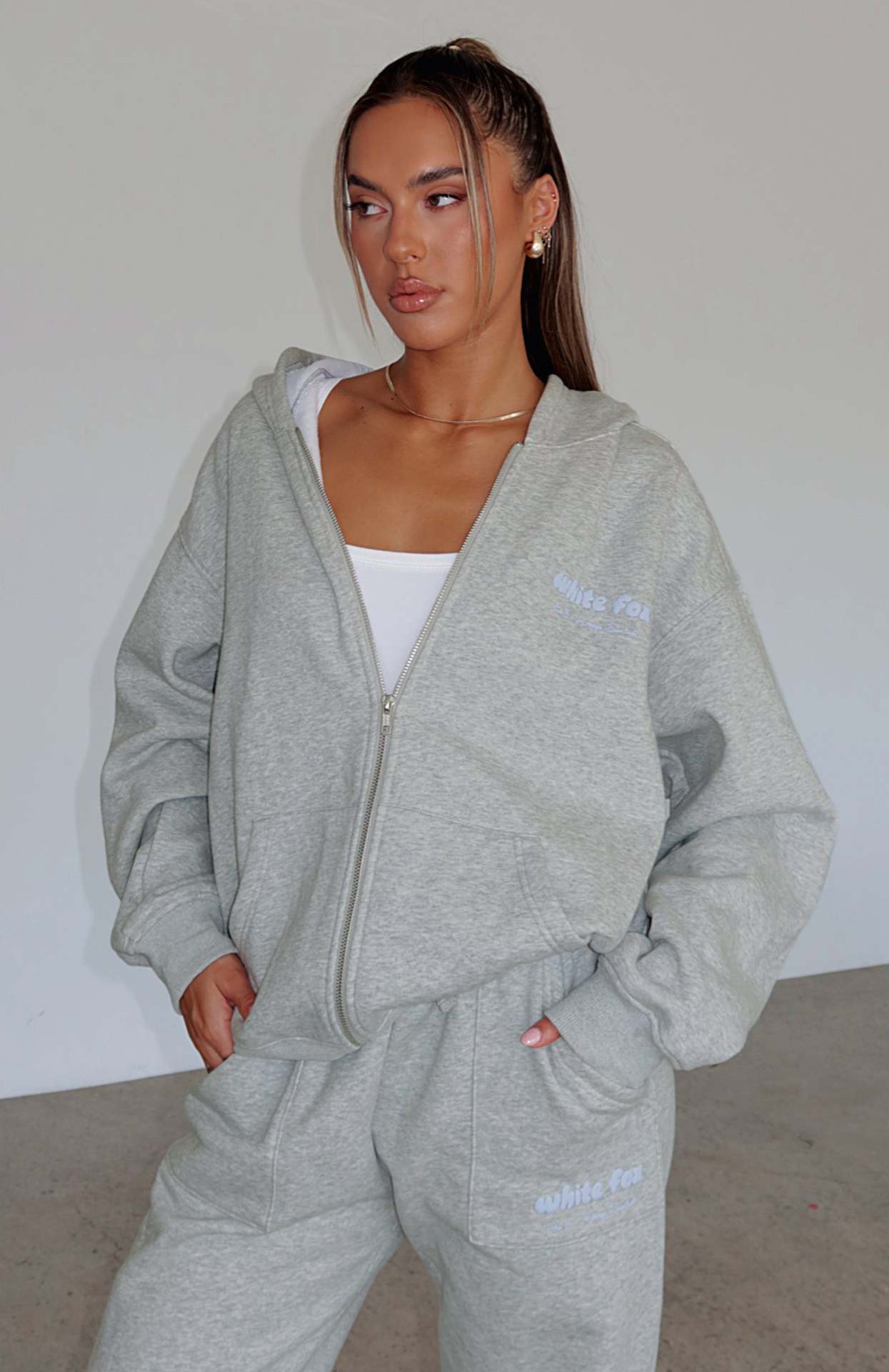 White-fox Era 8 Zip Front Hoodie - Eternelle.shop